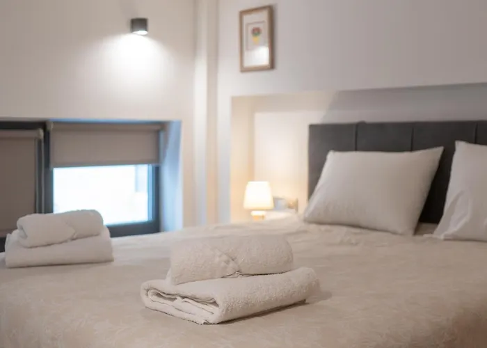 Demeter'S Loft-Stylish Exclusive Athenian Retreat